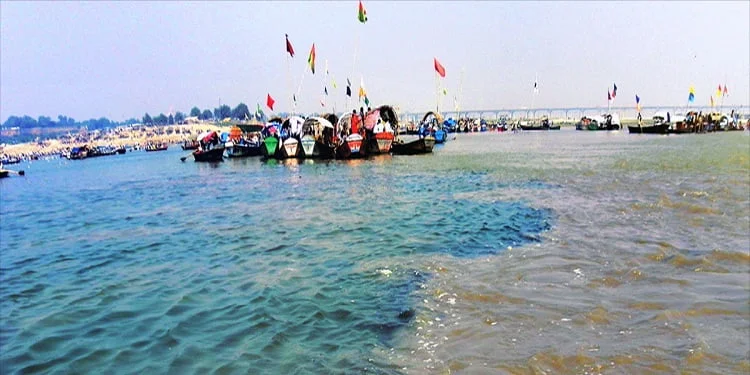 Triveni Sangam Prayagraj - Varanasi Prayagraj Tour Package